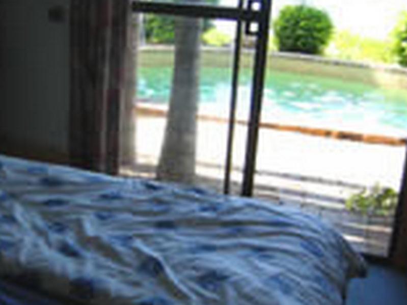 Backpackers By The Bay Hostel Airlie Beach Exterior photo